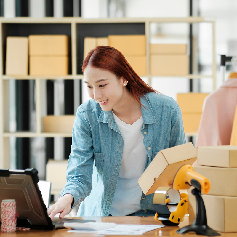 shutterstock_2427108615-img Online business owners check product details for confidence before sending confirmation